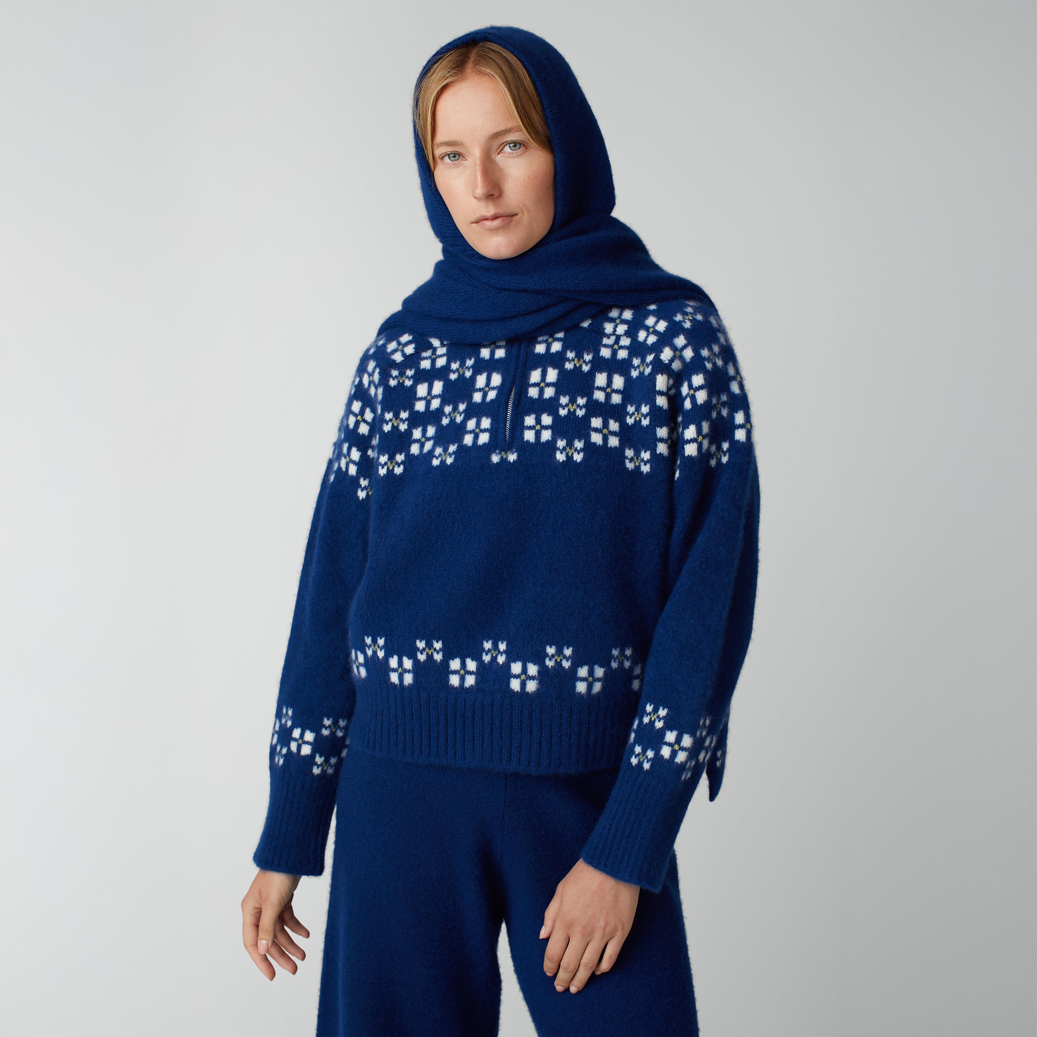 Winter Fair Isle Hoodie Scarf – Calle Del Mar