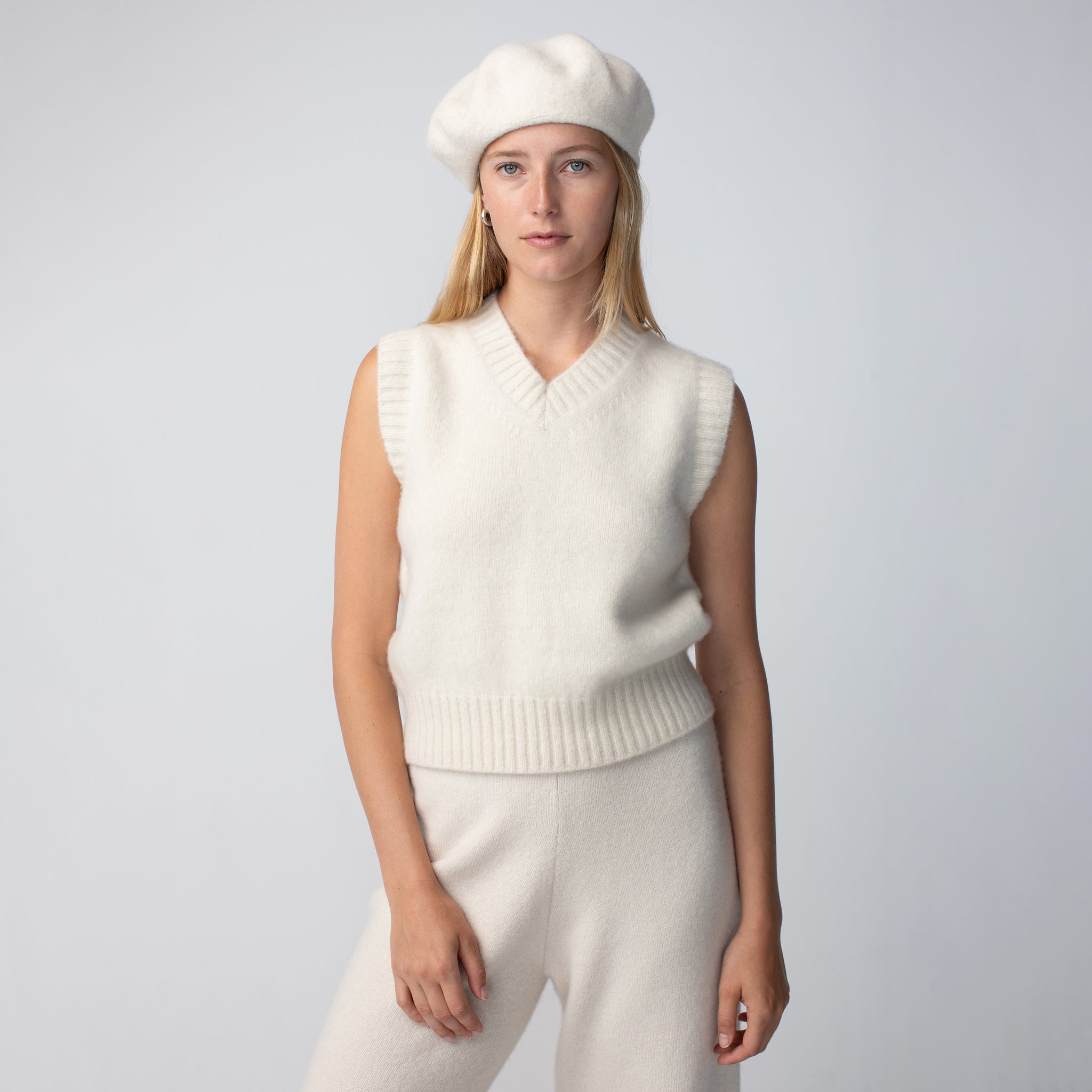 Cashmere Vest – Calle Del Mar